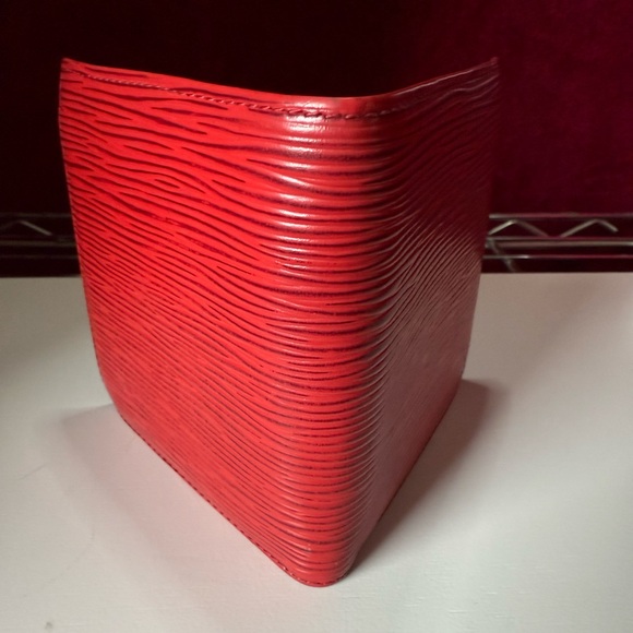 Louis Vuitton Red Epi Leather Wallet - Picture 2 of 11
